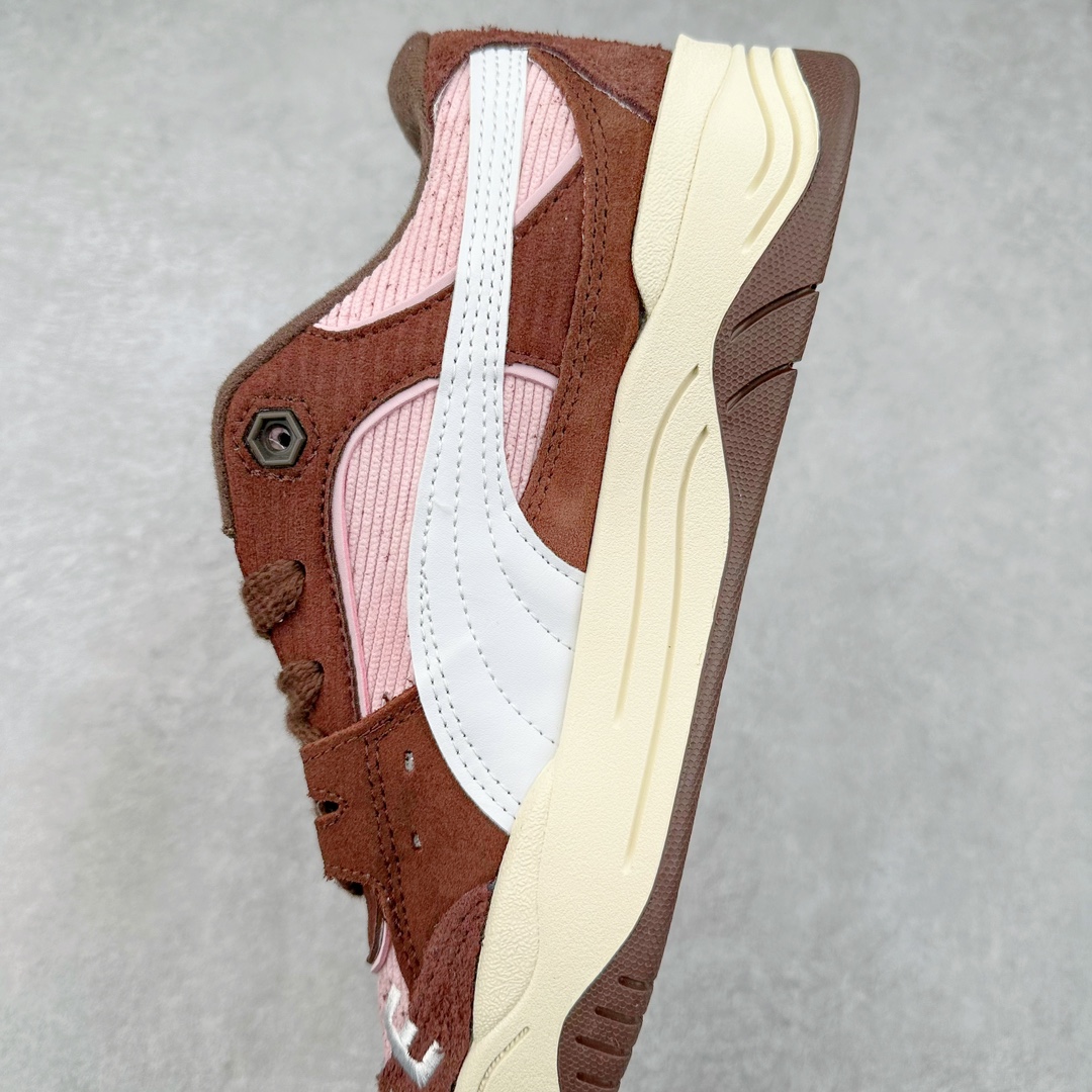 图片[7]-PUMA 180 Night Rider 彪马 防滑耐磨低帮休闲板鞋 设计灵感源自90及00一代的滑板运动文化 简约又不失设计巧思的帅气风格让它轻松驾驭日常休闲或滑板场合 运动兼具匠心 细节彰显品质 衬垫边缘以提供支撑和灵活性 强化鞋头以承受持续的磨损 耐磨性强 稳定性高 抓地更牢 不易打滑 货号： 394873 尺码： 35 36 36.5 37.5 38 38.5 39 40 40.5 41 42 42.5 43 44 45-选品中心