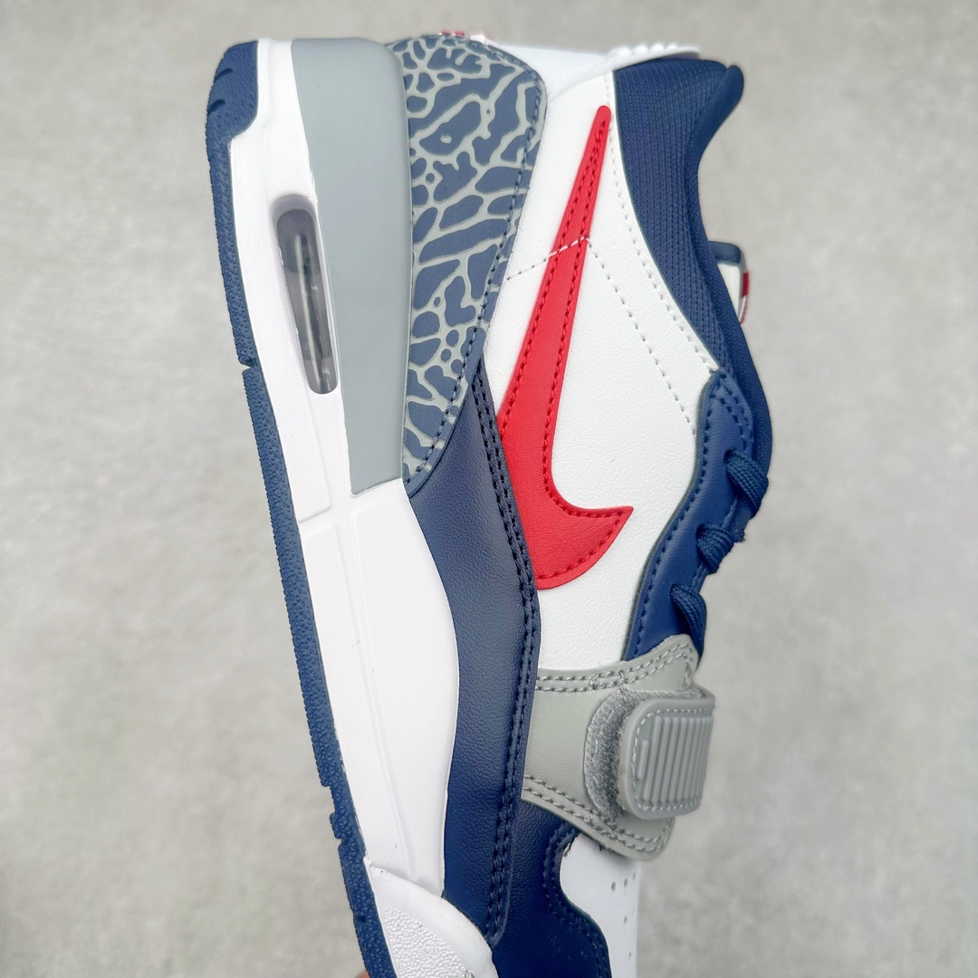 图片[6]-＃PB Air Jordan Legacy AJ312 Low 低帮复古篮球鞋 CD7069-164 市场最强独一档产物 全套原纸板楦头开发 原厂大底磨具加持立体防滑纹理 原档数据后跟TPU子母扣魔术贴 原装可视Air Sole气垫 原汁原味最完美的312代版型 唯一正确鞋头趴度弧度高度鞋身腰线 进口港宝加持 后跟自然饱满 全鞋荧光划线卡点 追求极致完美 每一双都是工艺品 多重QC质检 超越公司货的品控标准 实实在在的免检产品 鞋身采用了皮革材质打造 横跨鞋面的魔术贴十分吸睛 侧面的Swoosh Logo的一部分被鞋面遮挡了一部分 颇具玩味 魔术贴上标有NK标识 而鞋舌上是Jordan的经典红色飞翼Logo 后跟和鞋底均采用了AJ3的设计 后跟上同样也使用了经典的爆裂纹图案 尺码：36 36.5 37.5 38 38.5 39 40 40.5 41 42 42.5 43 44 44.5 45 46 47.5-选品中心