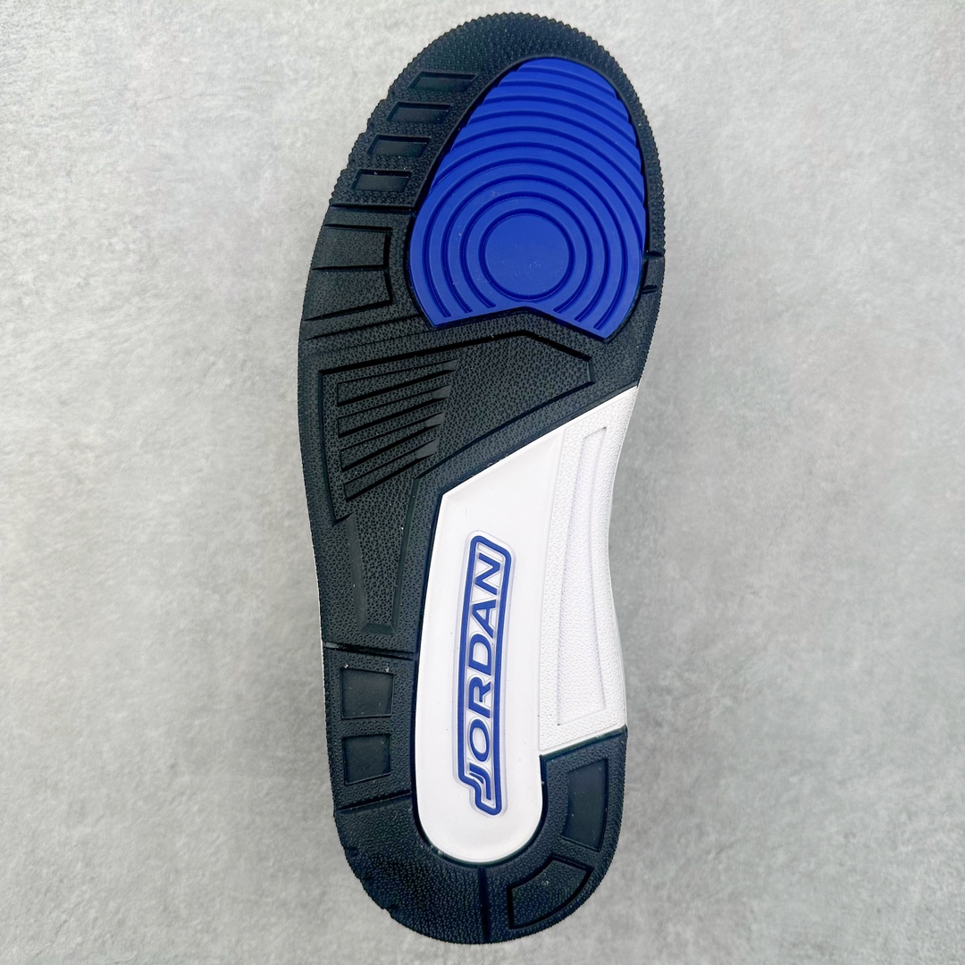 图片[9]-＃PB Air Jordan Legacy AJ312 Low 低帮复古篮球鞋 CD7069-114 市场最强独一档产物 全套原纸板楦头开发 原厂大底磨具加持立体防滑纹理 原档数据后跟TPU子母扣魔术贴 原装可视Air Sole气垫 原汁原味最完美的312代版型 唯一正确鞋头趴度弧度高度鞋身腰线 进口港宝加持 后跟自然饱满 全鞋荧光划线卡点 追求极致完美 每一双都是工艺品 多重QC质检 超越公司货的品控标准 实实在在的免检产品 鞋身采用了皮革材质打造 横跨鞋面的魔术贴十分吸睛 侧面的Swoosh Logo的一部分被鞋面遮挡了一部分 颇具玩味 魔术贴上标有NK标识 而鞋舌上是Jordan的经典红色飞翼Logo 后跟和鞋底均采用了AJ3的设计 后跟上同样也使用了经典的爆裂纹图案 尺码：36 36.5 37.5 38 38.5 39 40 40.5 41 42 42.5 43 44 44.5 45 46 47.5-选品中心