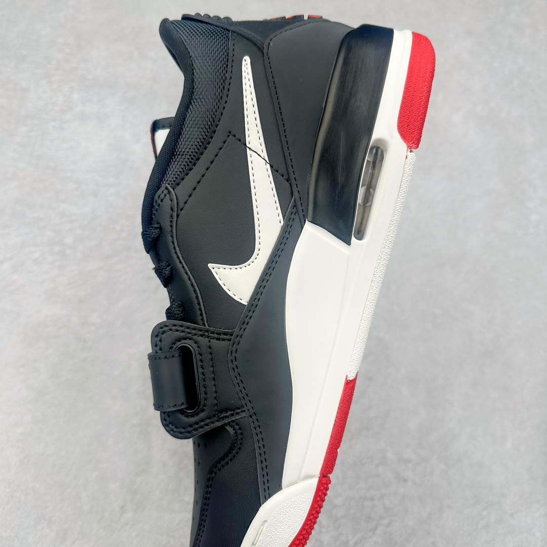 图片[7]-＃PB Air Jordan Legacy AJ312 Low 低帮复古篮球鞋 HJ9029-010 市场最强独一档产物 全套原纸板楦头开发 原厂大底磨具加持立体防滑纹理 原档数据后跟TPU子母扣魔术贴 原装可视Air Sole气垫 原汁原味最完美的312代版型 唯一正确鞋头趴度弧度高度鞋身腰线 进口港宝加持 后跟自然饱满 全鞋荧光划线卡点 追求极致完美 每一双都是工艺品 多重QC质检 超越公司货的品控标准 实实在在的免检产品 鞋身采用了皮革材质打造 横跨鞋面的魔术贴十分吸睛 侧面的Swoosh Logo的一部分被鞋面遮挡了一部分 颇具玩味 魔术贴上标有NK标识 而鞋舌上是Jordan的经典红色飞翼Logo 后跟和鞋底均采用了AJ3的设计 后跟上同样也使用了经典的爆裂纹图案 尺码：36 36.5 37.5 38 38.5 39 40 40.5 41 42 42.5 43 44 44.5 45 46 47.5-选品中心