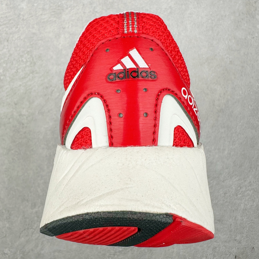 图片[8]-AD Adizero Aruku 全新跑鞋 JI0308 以永动机为灵感的前卫造型 以及时下流行的厚底设定 让人无比期待 “Aruku” 在日文中是行走的意思 昭示了这是一双定位于大众日常训练或慢跑的鞋款 黑、白、红三色的撞色外观 搭配街头感、现代感十足的鞋面线条勾勒 格外引人注目 搭配丰沛的全新 Swirlfoam 泡棉厚底 虽然不像顶级竞速跑鞋那般极致 但也将日常舒适和时尚颜值平衡到位 尺码：36 36.5 37.5 38 38.5 39 40 40.5 41 42 42.5 43 44 44.5 45-选品中心