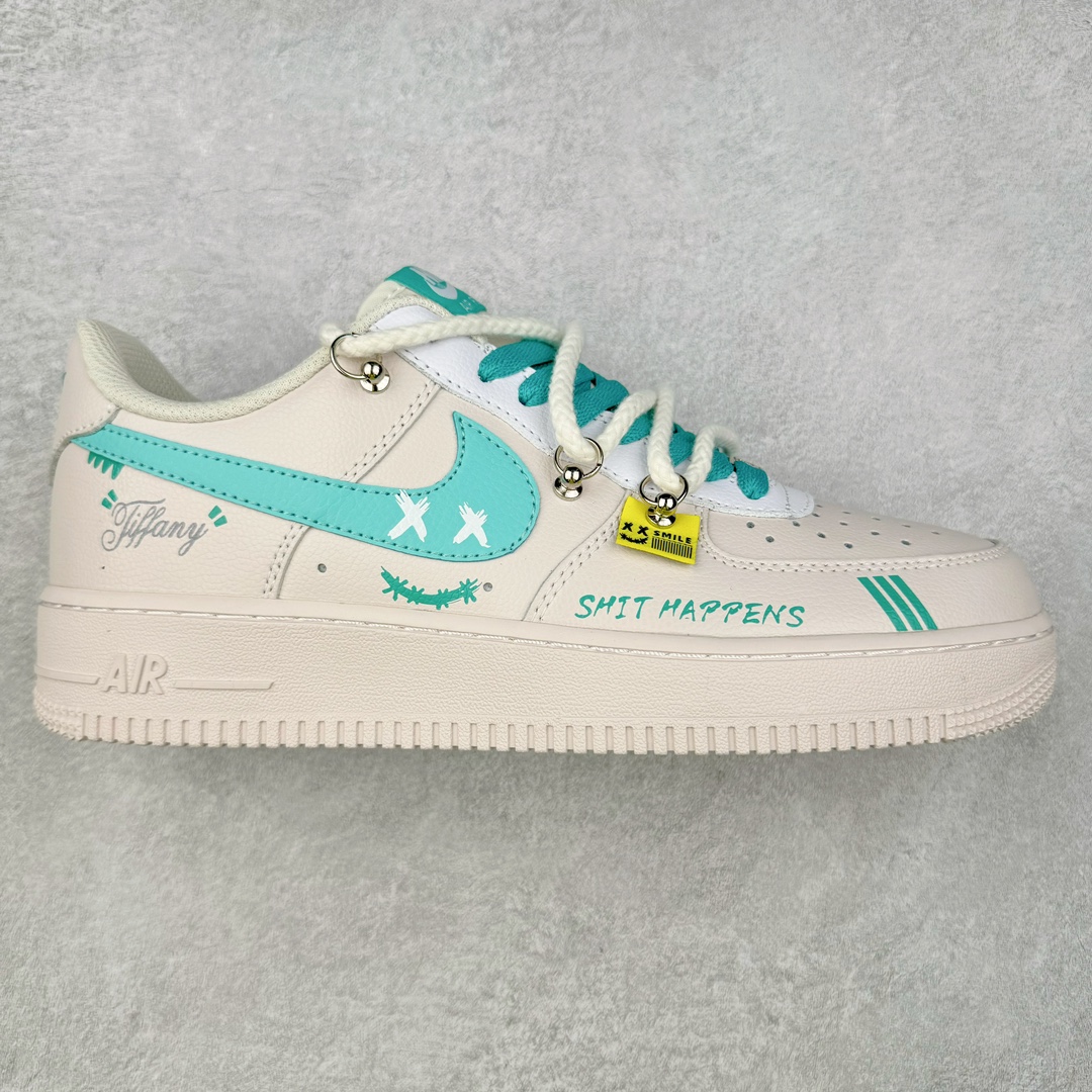 NK Air Force 1´07 Low 空军一号低帮百搭休闲运动板鞋 DZ1328-211 柔软、弹性十足的缓震性能和出色的中底设计 横跨复古与现代的外型结合 造就出风靡全球 三十多年的Force 1 直到今天还深受青睐 尺码：36 36.5 37.5 38 38.5 39 40 40.5 41 42 42.5 43 44 44.5 45-选品中心