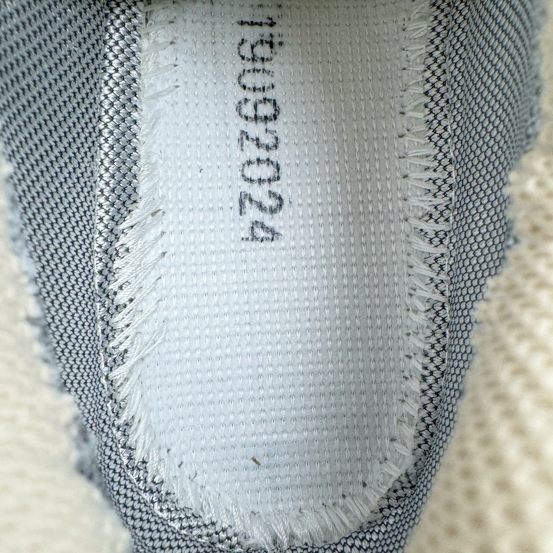 图片[10]-＃绿X/GX Salomon XT-QUEST ADV 萨洛蒙潮流越野机能户外功能鞋 纯原外贸平台特供订单 耗时半年巨作 全套原纸板楦头开发 原厂特供网布配套加持 确保原汁原味 完美呈现版型 原档数据独家私模五层组合大底 男女鞋同步官方开发至46.5 原装Ortholite轻量化鞋垫 中底布带钢印编号 原厂TPU锁扣 进口港宝加持 后跟自然饱满 还原公司包裹性 基于 SALOMON 初代 XT 鞋身造型并搭载 4D ADVANCED CHASSIS™ 大底打造而成 为这款 XT-QUEST 带来了多项足部控制与保护等功能性 如在运动过程中控制左右晃动的过程而提高稳定性、改善长途越野过程中足中到足尖的过渡、提高感知岩石的精确度以抵抗尖锐物体对脚底的伤害以及采用动态缓冲来增强穿着舒适感 从而减轻疲劳感 使 XT-QUEST 成为一双舒适且安全的户外之履 尺码：36 36.5 37.5 38 38.5 39 40 40.5 41 42 42.5 43 44 44.5 45 46 46.5-选品中心