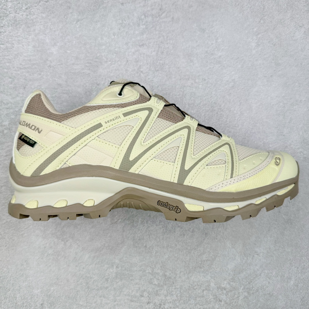 ＃绿X/GX Salomon XT-QUEST ADV 萨洛蒙潮流越野机能户外功能鞋 纯原外贸平台特供订单 耗时半年巨作 全套原纸板楦头开发 原厂特供网布配套加持 确保原汁原味 完美呈现版型 原档数据独家私模五层组合大底 男女鞋同步官方开发至46.5 原装Ortholite轻量化鞋垫 中底布带钢印编号 原厂TPU锁扣 进口港宝加持 后跟自然饱满 还原公司包裹性 基于 SALOMON 初代 XT 鞋身造型并搭载 4D ADVANCED CHASSIS™ 大底打造而成 为这款 XT-QUEST 带来了多项足部控制与保护等功能性 如在运动过程中控制左右晃动的过程而提高稳定性、改善长途越野过程中足中到足尖的过渡、提高感知岩石的精确度以抵抗尖锐物体对脚底的伤害以及采用动态缓冲来增强穿着舒适感 从而减轻疲劳感 使 XT-QUEST 成为一双舒适且安全的户外之履 尺码：36 36.5 37.5 38 38.5 39 40 40.5 41 42 42.5 43 44 44.5 45 46 46.5-选品中心