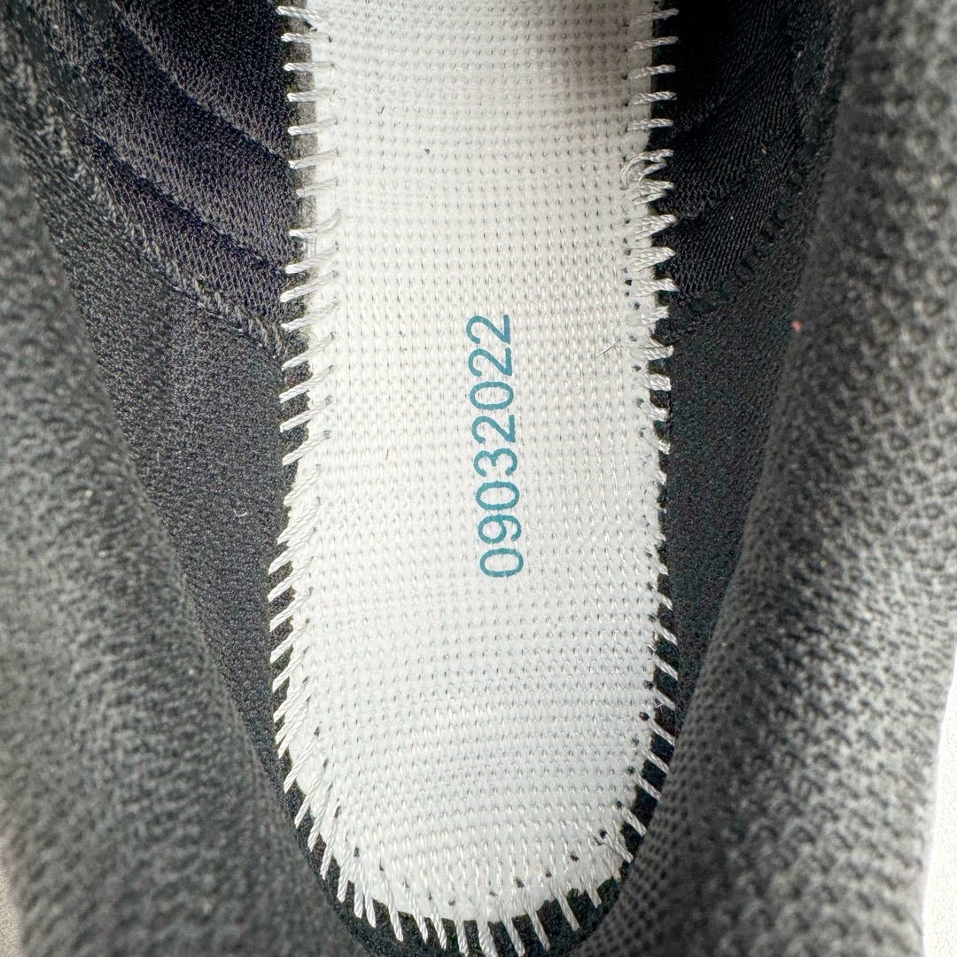 图片[10]-＃PK4.0 SALOMON XA Pro 3D ADV 萨洛蒙潮流越野机能户外功能鞋 基于市场现有版本全新升级调整改良 现阶段市场最强产物 全新主色陆续出货 大底描漆工整零瑕疵 鞋头定型弧度完 纯原外贸平台特供订单 耗时半年巨作 全套原纸板楦头开发 原厂特供网布配套加持 确保原汁原味 完美呈现版型 原档数据独家私模五层组合大底 原装Ortholite轻量化鞋垫 中底布带钢印编号 原厂TPU锁扣 进口港宝加持 后跟自然饱满 还原公司包裹性 鞋面采用SENSIFT贴合技术 全方位贴合包裹脚型 鞋跟部鞋底牵引设计 提供强大的抓地性能 更适应野外崎岖不平的道路 其3D ADVANCED CHASSIS底盘 材料轻量大化 钉齿设计更具稳定性 防护性 鞋底易磨损区运用CONTAGRIP高耐磨材料 应对城市硬质路面长距离跑考验 尺码：36 36.5 37.5 38 38.5 39 40 40.5 41 42 42.5 43 44 44.5 45 46.5-选品中心