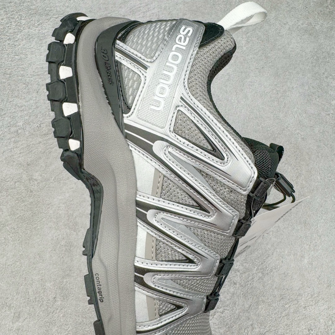 图片[6]-＃PK4.0 SALOMON XA Pro 3D ADV 萨洛蒙潮流越野机能户外功能鞋 基于市场现有版本全新升级调整改良 现阶段市场最强产物 全新主色陆续出货 大底描漆工整零瑕疵 鞋头定型弧度完 纯原外贸平台特供订单 耗时半年巨作 全套原纸板楦头开发 原厂特供网布配套加持 确保原汁原味 完美呈现版型 原档数据独家私模五层组合大底 原装Ortholite轻量化鞋垫 中底布带钢印编号 原厂TPU锁扣 进口港宝加持 后跟自然饱满 还原公司包裹性 鞋面采用SENSIFT贴合技术 全方位贴合包裹脚型 鞋跟部鞋底牵引设计 提供强大的抓地性能 更适应野外崎岖不平的道路 其3D ADVANCED CHASSIS底盘 材料轻量大化 钉齿设计更具稳定性 防护性 鞋底易磨损区运用CONTAGRIP高耐磨材料 应对城市硬质路面长距离跑考验 尺码：36 36.5 37.5 38 38.5 39 40 40.5 41 42 42.5 43 44 44.5 45 46.5-选品中心