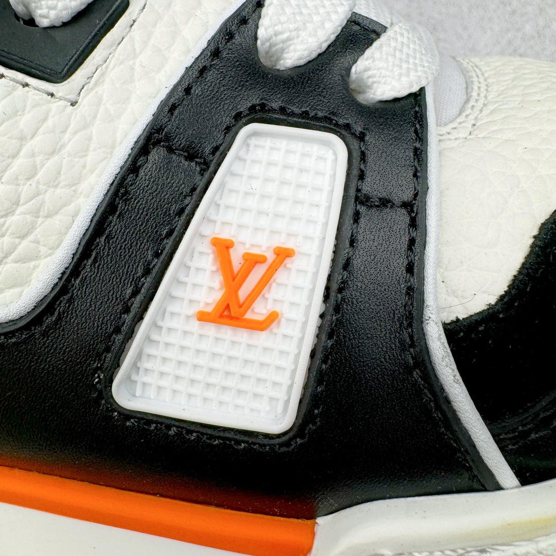 图片[20]-＃FS Louis Vuitton Trainer lv时装走秀运动鞋 实力大厂出品 平台专供 成熟的做工稳定的品控 完美鞋型超高的清洁度 零毛边线头瑕疵 全套原楦原纸版原鞋开模 全网最具灵魂的版型 正确原装黄色鞋盒 正确中底印花 鞋面印花3D高频深度立体 全鞋电脑针车 紧密相连 针距密度一致 环保乳胶注塑鞋垫 厚度脚感还原原版 皮面裁剪部位 统一油边封口工艺 原装橡胶大底含胶量大底组合零偏差 专柜全套包装 防尘袋 说明书 质保卡 男女鞋 尺码：35 36 37 38 39 40 41 42 43 44 45-选品中心