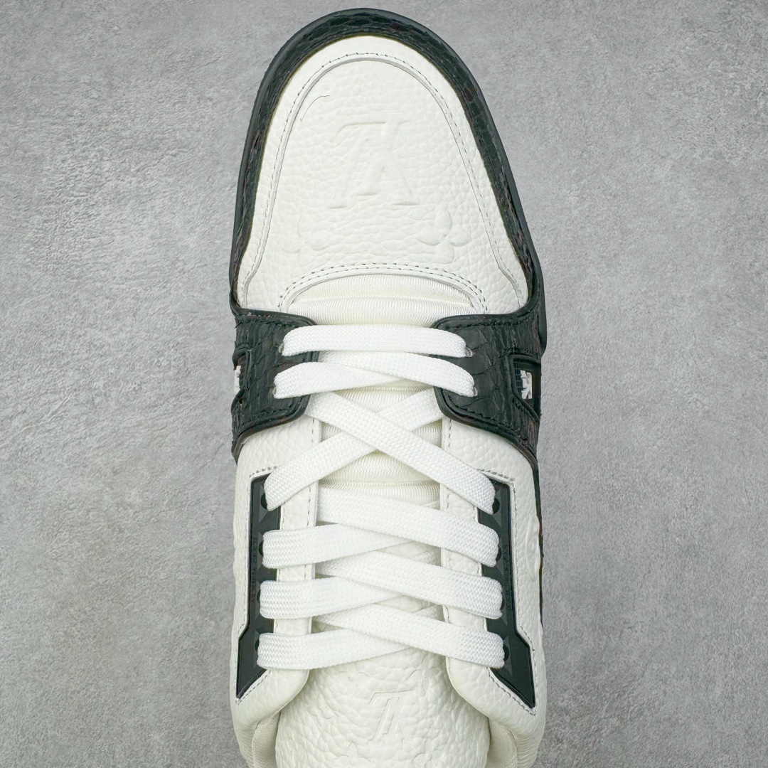 图片[4]-＃K纯原 Louis Vuitton Trainer lv时装走秀运动鞋 龙年限定配色 市场所有版本中综合最强的货品 GD实力大厂出品 全网最全配色更新最快 最成熟的做工稳定的品控 完美鞋型超高的清洁度 零毛边线头瑕疵 全套原楦原纸版原鞋开模 全网最具灵魂的版型 正确原装黄色鞋盒 正确中底印花 鞋面印花3D高频深度立体 全鞋电脑针车 紧密相连 针距密度一致 环保乳胶注塑鞋垫 厚度脚感还原原版 皮面裁剪部位 统一油边封口工艺 原装橡胶大底含胶量大底组合零偏差 专柜全套包装 防尘袋 说明书 质保卡 男女鞋 尺码：35 36 37 38 39 40 41 42 43 44 45-选品中心