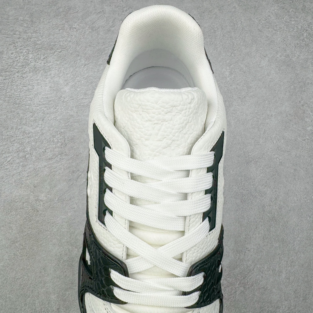 图片[5]-＃K纯原 Louis Vuitton Trainer lv时装走秀运动鞋 龙年限定配色 市场所有版本中综合最强的货品 GD实力大厂出品 全网最全配色更新最快 最成熟的做工稳定的品控 完美鞋型超高的清洁度 零毛边线头瑕疵 全套原楦原纸版原鞋开模 全网最具灵魂的版型 正确原装黄色鞋盒 正确中底印花 鞋面印花3D高频深度立体 全鞋电脑针车 紧密相连 针距密度一致 环保乳胶注塑鞋垫 厚度脚感还原原版 皮面裁剪部位 统一油边封口工艺 原装橡胶大底含胶量大底组合零偏差 专柜全套包装 防尘袋 说明书 质保卡 男女鞋 尺码：35 36 37 38 39 40 41 42 43 44 45-选品中心