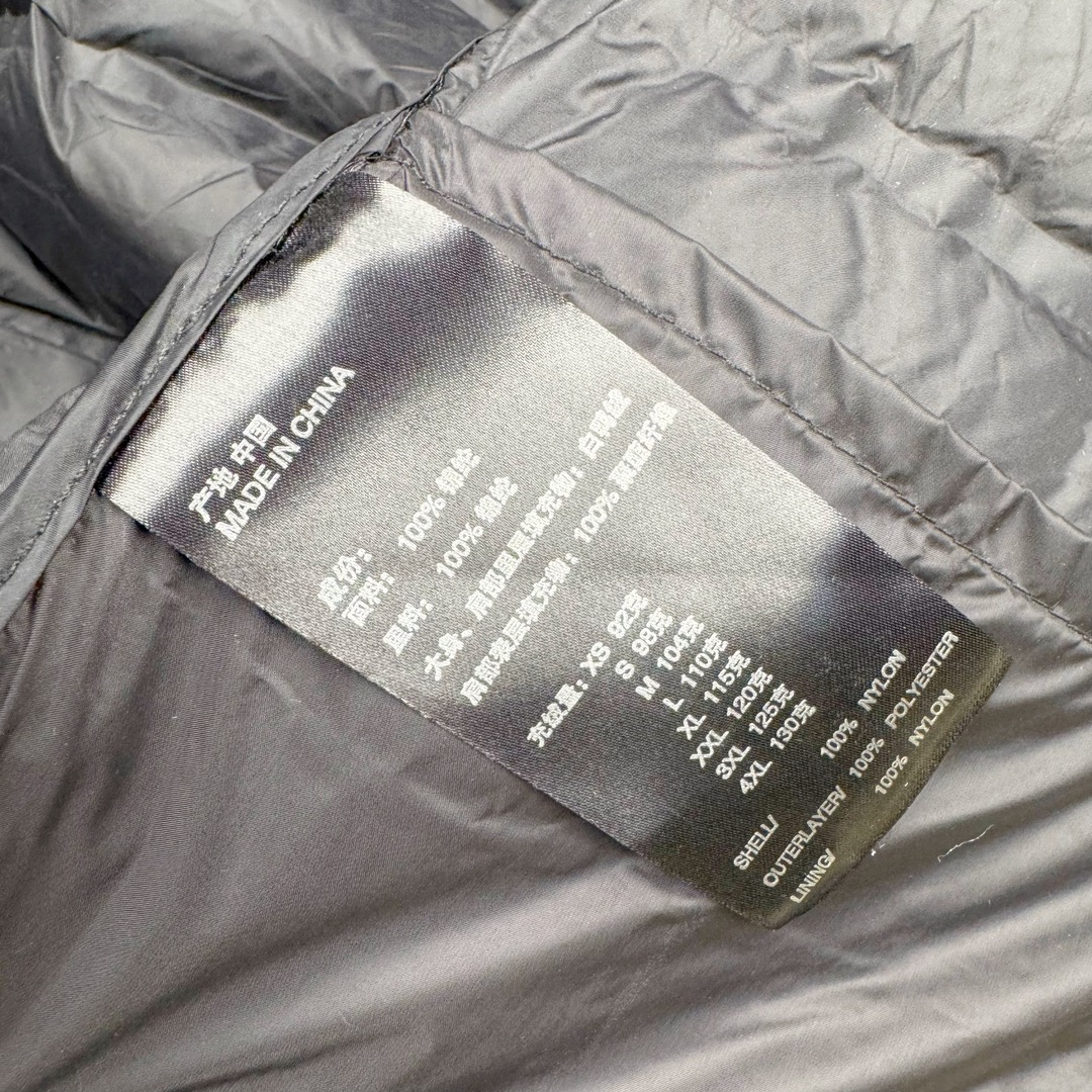 图片[13]-＃TZD KOLON SPORT CAMPING 可隆三合一系列抗撕中性廓形多口袋露营防水户外冲锋衣 设计理念：SPORT CAMPING 系列新品冲锋衣，质感十足，辅以“旁逸斜出”剪裁设计，一件解锁高级感随性气质，急尽致展现山系穿搭魅力，多场景演绎不同风格，彰显单品的时髦与实穿性，品质、设计以及精简的理念造就了其良好的性能，并能满足严苛环境下的使用需求。 面料+特点： ✅双拼接进口 3层压胶 3L GORE-TEX 复合面料 ✅GORE-TEX防水、防风、透气、轻量、抗撕裂耐磨，透气5000➕。 ✅ 采用先进的高端户外全身压胶拼接，内里采用进口飘柔纱，做工也都整整齐齐，更加考验工厂技术。 ✅ 融合户外技术和都市审美风格，SPORT CAMPING 系列 多用途高性能服装适合多种活动和环境穿着。 ✅ 连帽设计可调帽子抽绳，保暖头盔兼容Drop Hood™，弧形帽檐，更好的防风防雨不遮眼 ✅插手口袋内里设有网纱分离，方便物品归纳整理，细心的小设计。 ✅高性能的简约设计，轻量而耐磨。 ✅袖口及袖子设计，冲切Velcro®魔术贴袖口粘扣带，减少累赘 功能+版型 ✅风格：机车风 ✅版型：宽松版型 工艺： ✅ 这款冲锋采用GORE- TEX面料，防水、透气、抗撕裂技术性与多变的风格相融合，巧妙且实用的功能彰显出其卓越的功能性。AB拼接面料风格前卫，不仅防风防水，同时还能应对多变天气，两个都是秋冬的大热色系，简直就是户外人的宝藏福音。款式易于搭配，采用独特的立体口袋设计，呈现独特的风格外观。上身宽松时尚、同时又有冲锋衣的机能感，是每人必备的宝藏户外单品。 ​尺码：S M L XL 2XL 3XL-选品中心