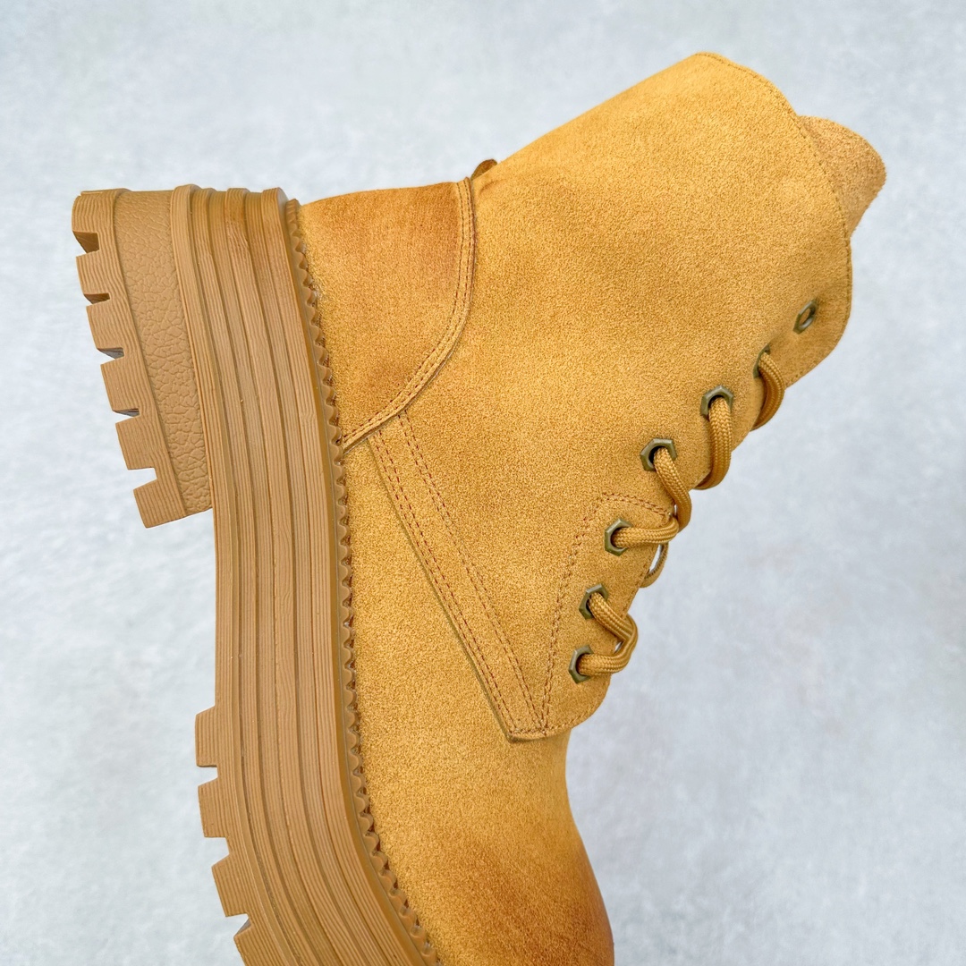 图片[6]-Miu Miu Biker Leather Boots 机车系列中帮潮流时装女士机车风休闲厚底马丁沙漠工装靴 MiuMiu缪缪 新品纯原级别发售# 硬控10秒大黄靴是整个秋冬穿搭灵魂 微翘大头鞋上脚超级显瘦 平底鞋脚感很软很轻不板脚 #增高5CM但完全不重 #头层麂皮绒材质 #可外翻两穿马丁靴 两种风格 #渐变做旧效果 尺码：35 36 37 38 39 40 41 三色可选：黄色 黑色 棕色-选品中心