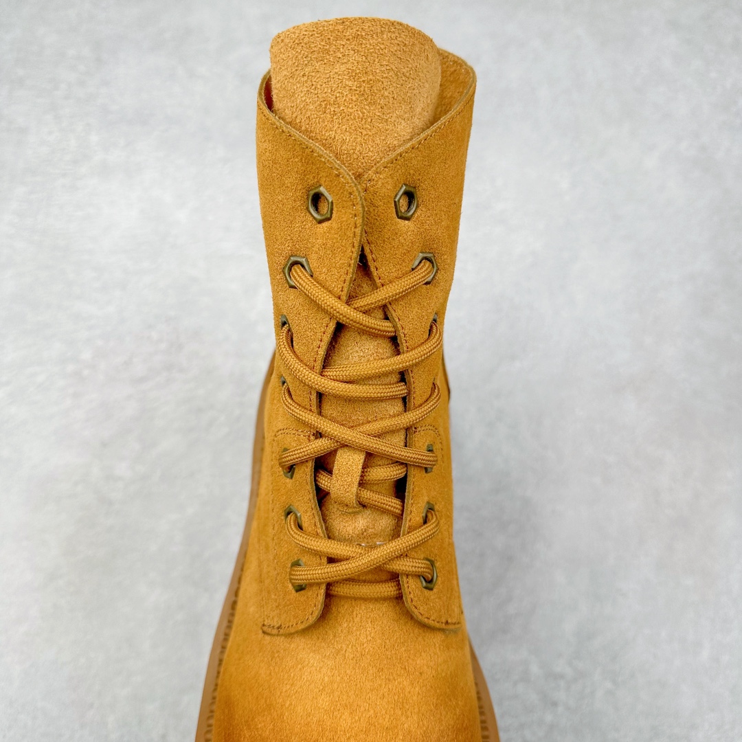 图片[5]-Miu Miu Biker Leather Boots 机车系列中帮潮流时装女士机车风休闲厚底马丁沙漠工装靴 MiuMiu缪缪 新品纯原级别发售# 硬控10秒大黄靴是整个秋冬穿搭灵魂 微翘大头鞋上脚超级显瘦 平底鞋脚感很软很轻不板脚 #增高5CM但完全不重 #头层麂皮绒材质 #可外翻两穿马丁靴 两种风格 #渐变做旧效果 尺码：35 36 37 38 39 40 41 三色可选：黄色 黑色 棕色-选品中心