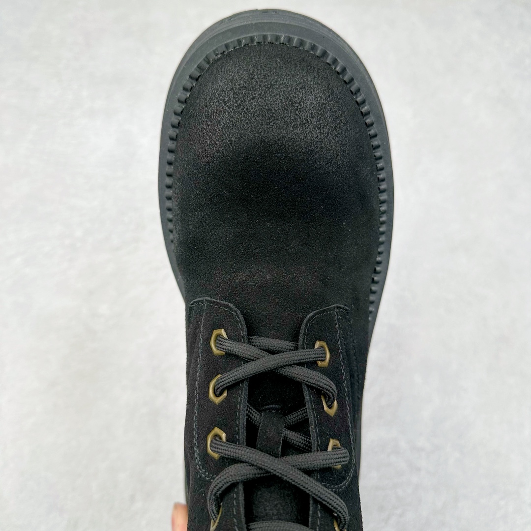 图片[4]-Miu Miu Biker Leather Boots 机车系列中帮潮流时装女士机车风休闲厚底马丁沙漠工装靴 MiuMiu缪缪 新品纯原级别发售# 硬控10秒大黄靴是整个秋冬穿搭灵魂 微翘大头鞋上脚超级显瘦 平底鞋脚感很软很轻不板脚 #增高5CM但完全不重 #头层麂皮绒材质 #可外翻两穿马丁靴 两种风格 #渐变做旧效果 尺码：35 36 37 38 39 40 41 三色可选：黄色 黑色 棕色-选品中心