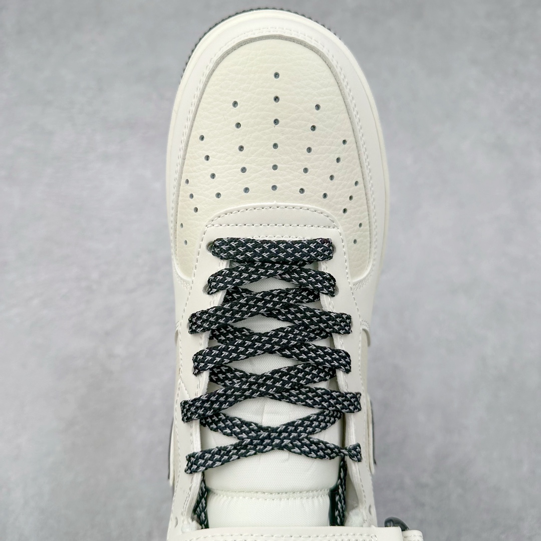 图片[4]-NK Air Force 1 Mid 空军一号中帮高帮百搭休闲运动板鞋 SH0235-511 柔软、弹性十足的缓震性能和出色的中底设计 横跨复古与现代的外型结合 造就出风靡全球三十多年的Force 1 尺码：36 36.5 37.5 38 38.5 39 40 40.5 41 42 42.5 43 44 44.5 45-选品中心