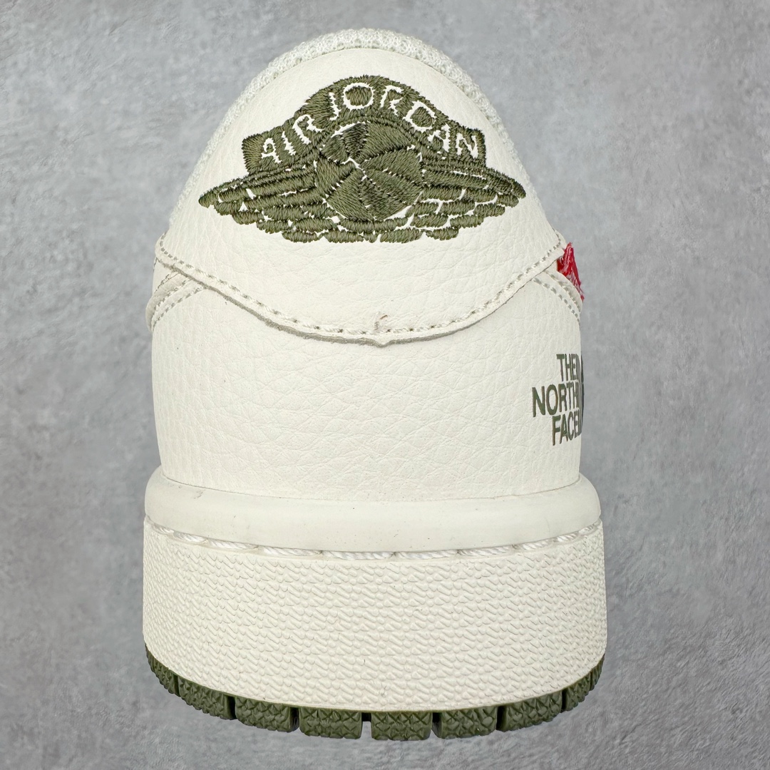 图片[8]-TS x Air Jordan AJ1 Low 倒钩低帮联名定制配色 DIY1688-006 原厂内置气垫魔块 A模大底 头层小牛皮 鞋舌AJ原厂专用牛津布+AJ专用反口珍珠布+原厂无杂质高弹内里海棉+特殊封边弹力鞋带 尺码：36 36.5 37.5 38 38.5 39 40 40.5 41 42 42.5 43 44 44.5 45 46 47.5-选品中心