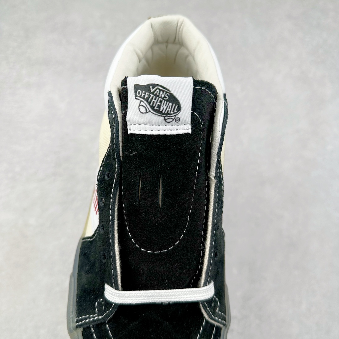 图片[5]-Palm Angels x Vans Sk8-Mid 联名 整体黑白红色系搭配后跟大面积咖啡色麂皮与脚背处黑色麂皮相呼应 做旧的轻微黄大底复古感直接拉满 Palm Angels经典的胶布logo以烫印的形式出现在鞋面 彰显了品牌的身份也使整体线条更丰富 货号：VN0A7TNH78C 尺码：35 36 36.5 37 38 38.5 39 40 40.5 41 42 42.5 43 44-选品中心