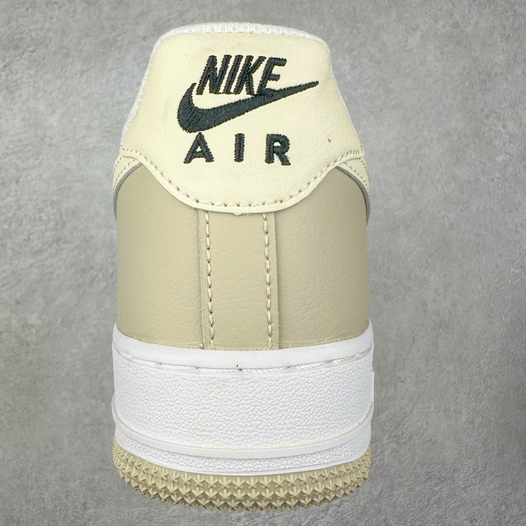 图片[8]-＃空军盲盒福利 NK Air Force 1´07 Low 空军一号低帮百搭休闲运动板鞋 白菜价亏本清仓套现转新款 机不可失 好好把握 随机一双 只选尺码 商品款式均为上架顶级款式 单品零售价格2×× 保证稳赚不赔 无通货 无烂货 会有轻微瑕疵的情况 友情提醒 买到是亏还是赚 每个人定义不同福袋闷包理论上和赌博心理相同玩的就是惊喜 玩的就是心跳活动商品无严重质量问题不退换 柔软、弹性十足的缓震性能和出色的中底设计 横跨复古与现代的外型结合 造就出风靡全球 三十多年的Force 1 直到今天还深受青睐 尺码：36 36.5 37 38 38.5 39 40 40.5 41 42 42.5 43 44 44.5 45-选品中心