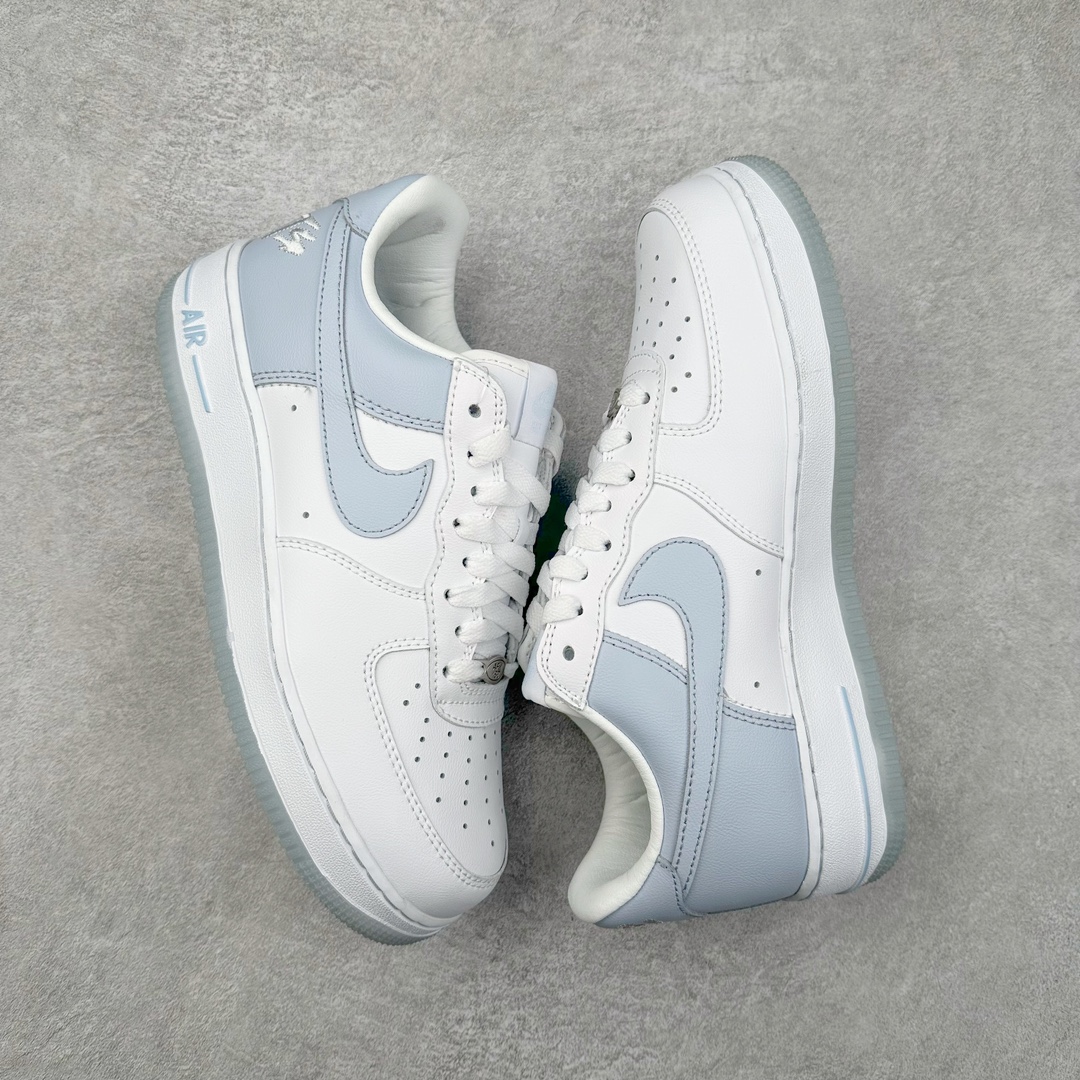 图片[3]-＃空军盲盒福利 NK Air Force 1´07 Low 空军一号低帮百搭休闲运动板鞋 白菜价亏本清仓套现转新款 机不可失 好好把握 随机一双 只选尺码 商品款式均为上架顶级款式 单品零售价格2×× 保证稳赚不赔 无通货 无烂货 会有轻微瑕疵的情况 友情提醒 买到是亏还是赚 每个人定义不同福袋闷包理论上和赌博心理相同玩的就是惊喜 玩的就是心跳活动商品无严重质量问题不退换 柔软、弹性十足的缓震性能和出色的中底设计 横跨复古与现代的外型结合 造就出风靡全球 三十多年的Force 1 直到今天还深受青睐 尺码：36 36.5 37 38 38.5 39 40 40.5 41 42 42.5 43 44 44.5 45-选品中心