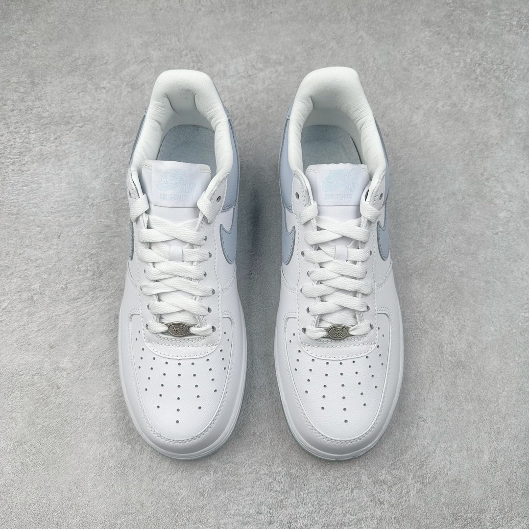 图片[2]-＃空军盲盒福利 NK Air Force 1´07 Low 空军一号低帮百搭休闲运动板鞋 白菜价亏本清仓套现转新款 机不可失 好好把握 随机一双 只选尺码 商品款式均为上架顶级款式 单品零售价格2×× 保证稳赚不赔 无通货 无烂货 会有轻微瑕疵的情况 友情提醒 买到是亏还是赚 每个人定义不同福袋闷包理论上和赌博心理相同玩的就是惊喜 玩的就是心跳活动商品无严重质量问题不退换 柔软、弹性十足的缓震性能和出色的中底设计 横跨复古与现代的外型结合 造就出风靡全球 三十多年的Force 1 直到今天还深受青睐 尺码：36 36.5 37 38 38.5 39 40 40.5 41 42 42.5 43 44 44.5 45-选品中心