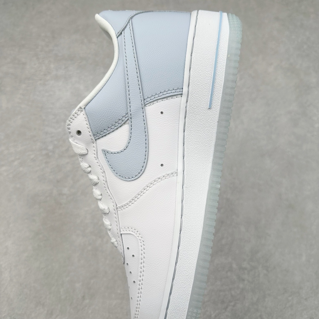 图片[7]-＃空军盲盒福利 NK Air Force 1´07 Low 空军一号低帮百搭休闲运动板鞋 白菜价亏本清仓套现转新款 机不可失 好好把握 随机一双 只选尺码 商品款式均为上架顶级款式 单品零售价格2×× 保证稳赚不赔 无通货 无烂货 会有轻微瑕疵的情况 友情提醒 买到是亏还是赚 每个人定义不同福袋闷包理论上和赌博心理相同玩的就是惊喜 玩的就是心跳活动商品无严重质量问题不退换 柔软、弹性十足的缓震性能和出色的中底设计 横跨复古与现代的外型结合 造就出风靡全球 三十多年的Force 1 直到今天还深受青睐 尺码：36 36.5 37 38 38.5 39 40 40.5 41 42 42.5 43 44 44.5 45-选品中心