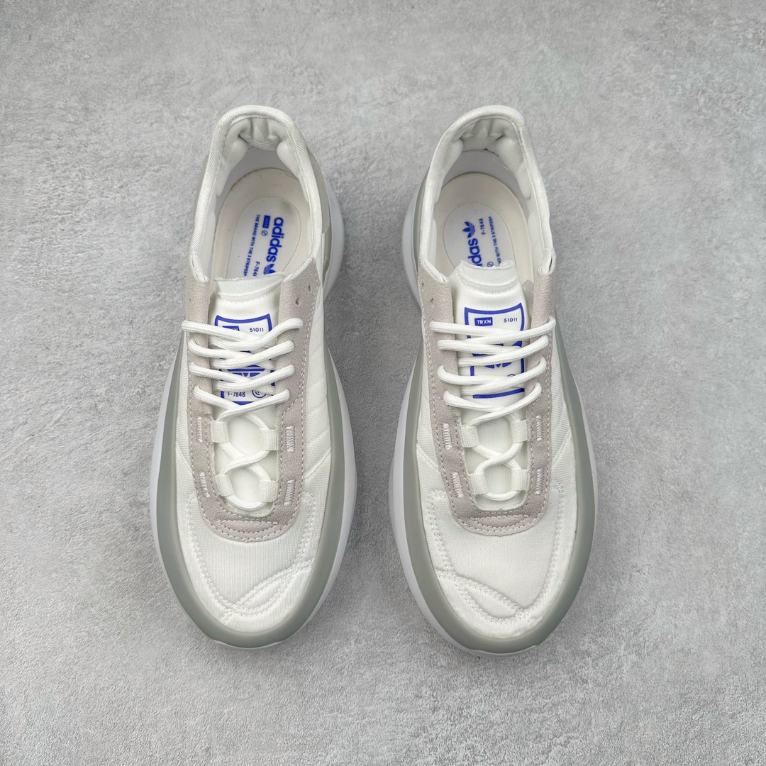 图片[2]-＃纯原福利 AD AdiFOM TRXN 经典运动鞋 以摩登简约设计演绎时尚型格 造型流畅灵动 采用简约织物鞋面 另配大号泡沫鞋底 灵感源自前代鞋款 以舒适质感焕新演绎 采用简约织物鞋面 搭配加厚泡沫外底 另含高侧帮设计 力求贴合足部 用心设计 收获几何 迈步皆舒适 出行即潮流 部分鞋面采用再生材料打造 力求减少塑料废弃物污染 尺码：36 36.5 37.5 38 38.5 39 40 40.5 41 42 42.5 43 44 44.5 45-选品中心