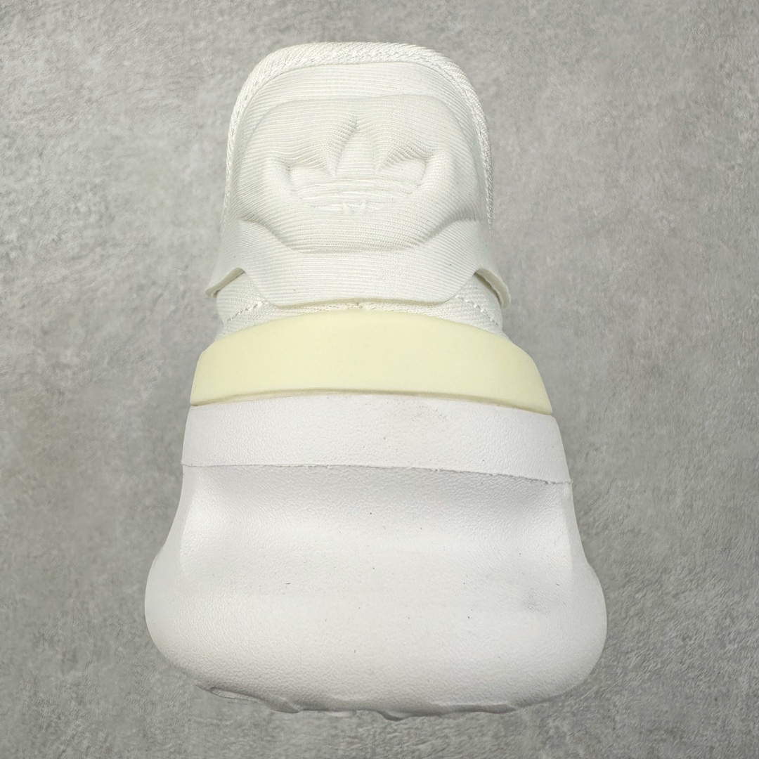 图片[8]-＃纯原福利 AD AdiFOM TRXN 经典运动鞋 以摩登简约设计演绎时尚型格 造型流畅灵动 采用简约织物鞋面 另配大号泡沫鞋底 灵感源自前代鞋款 以舒适质感焕新演绎 采用简约织物鞋面 搭配加厚泡沫外底 另含高侧帮设计 力求贴合足部 用心设计 收获几何 迈步皆舒适 出行即潮流 部分鞋面采用再生材料打造 力求减少塑料废弃物污染 尺码：36 36.5 37.5 38 38.5 39 40 40.5 41 42 42.5 43 44 44.5 45-选品中心