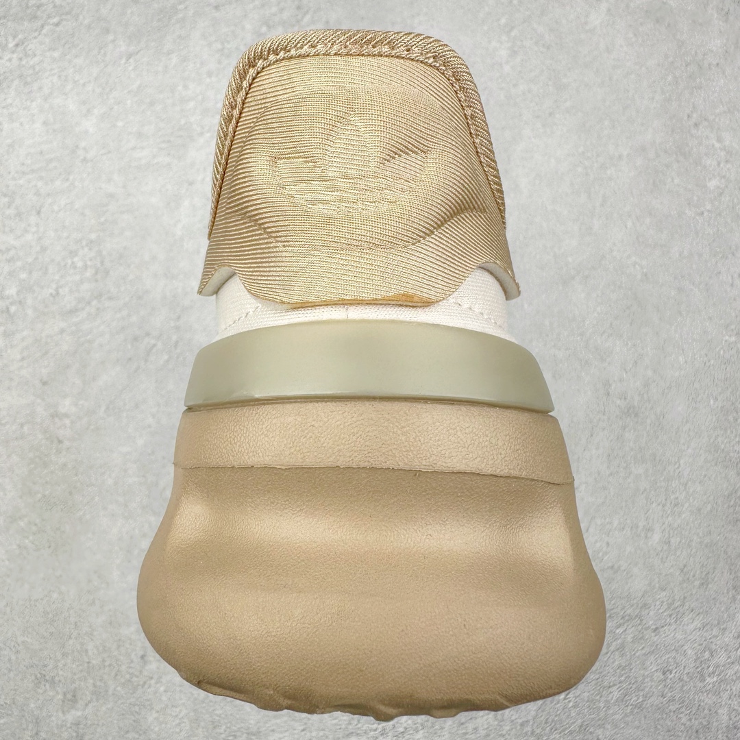 图片[8]-＃纯原福利 AD AdiFOM TRXN 经典运动鞋 以摩登简约设计演绎时尚型格 造型流畅灵动 采用简约织物鞋面 另配大号泡沫鞋底 灵感源自前代鞋款 以舒适质感焕新演绎 采用简约织物鞋面 搭配加厚泡沫外底 另含高侧帮设计 力求贴合足部 用心设计 收获几何 迈步皆舒适 出行即潮流 部分鞋面采用再生材料打造 力求减少塑料废弃物污染 尺码：36 36.5 37.5 38 38.5 39 40 40.5 41 42 42.5 43 44 44.5 45-选品中心