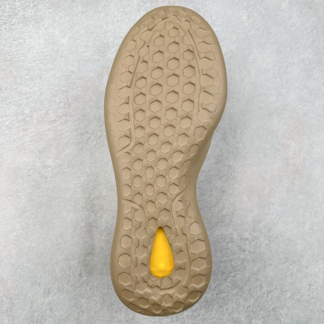 图片[9]-＃纯原福利 AD AdiFOM TRXN 经典运动鞋 以摩登简约设计演绎时尚型格 造型流畅灵动 采用简约织物鞋面 另配大号泡沫鞋底 灵感源自前代鞋款 以舒适质感焕新演绎 采用简约织物鞋面 搭配加厚泡沫外底 另含高侧帮设计 力求贴合足部 用心设计 收获几何 迈步皆舒适 出行即潮流 部分鞋面采用再生材料打造 力求减少塑料废弃物污染 尺码：36 36.5 37.5 38 38.5 39 40 40.5 41 42 42.5 43 44 44.5 45-选品中心