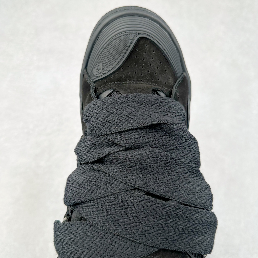 图片[4]-LANVIN CURB 人气单品 顶级版本LANVIN浪凡三代 最新走秀款CURB系列休闲运动鞋，官网一出热度火爆整个全球，各大网红也疯狂上脚 原版1：1开模重工艺制作，面料采用进口牛磨砂➕环保牛反绒➕金钢网织物 内里柔软透气太空棉面料 原版开模双色TPU大底 尺码：35 36 37 38 39 40 41 42 43 44 45-选品中心