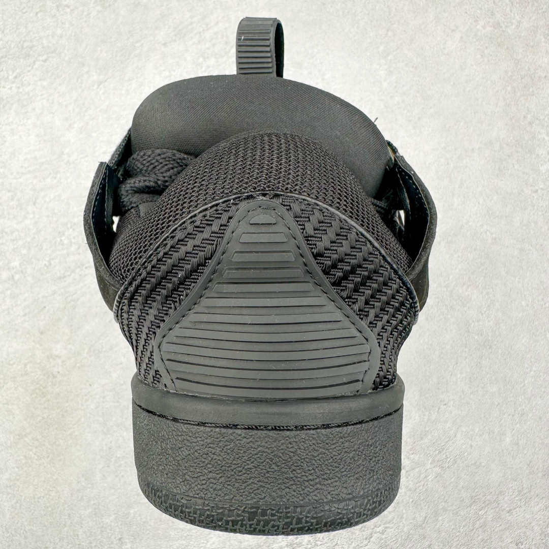 图片[8]-LANVIN CURB 人气单品 顶级版本LANVIN浪凡三代 最新走秀款CURB系列休闲运动鞋，官网一出热度火爆整个全球，各大网红也疯狂上脚 原版1：1开模重工艺制作，面料采用进口牛磨砂➕环保牛反绒➕金钢网织物 内里柔软透气太空棉面料 原版开模双色TPU大底 尺码：35 36 37 38 39 40 41 42 43 44 45-选品中心