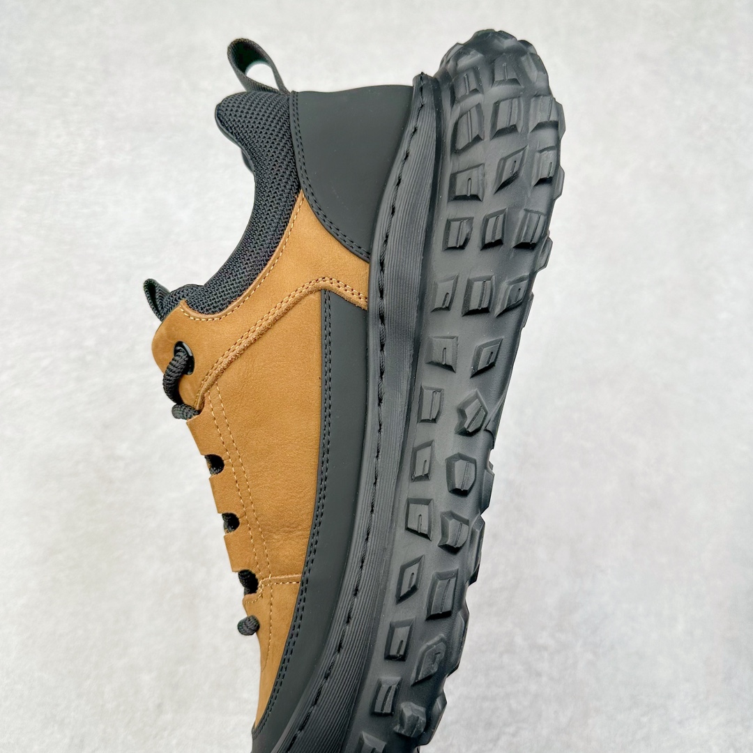 图片[7]-ECCO爱步男款新款运动登山鞋 轻盈减震牛皮耐磨户外跑鞋 越野系列 甄选优质牛皮革搭配纺织衬里 防污透气，户外无忧 无惧旷野 提供出色的能量回弹和缓震支撑 长距离不累脚 驰骋百公里 直接注塑工艺连接鞋面与鞋底 一体成型，合脚稳固 贴合舒适 预防前冲 橡胶外底多地形适应，抓地耐磨 为每一次徒步提供稳定支撑 动态平衡 无惧陡坡 简约设计 穿型入野 尺码：38 39 40 41 42 43（皮鞋码）-选品中心