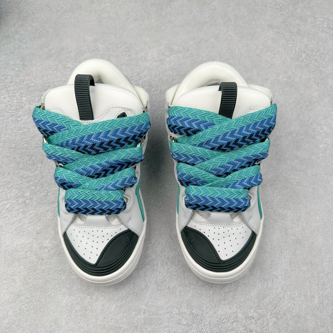 图片[2]-LANVIN CURB 人气单品 顶级版本LANVIN浪凡三代 最新走秀款CURB系列休闲运动鞋，官网一出热度火爆整个全球，各大网红也疯狂上脚 原版1：1开模重工艺制作，面料采用进口牛磨砂➕环保牛反绒➕金钢网织物 内里柔软透气太空棉面料 原版开模双色TPU大底 尺码：35 36 37 38 39 40 41 42 43 44 45-选品中心