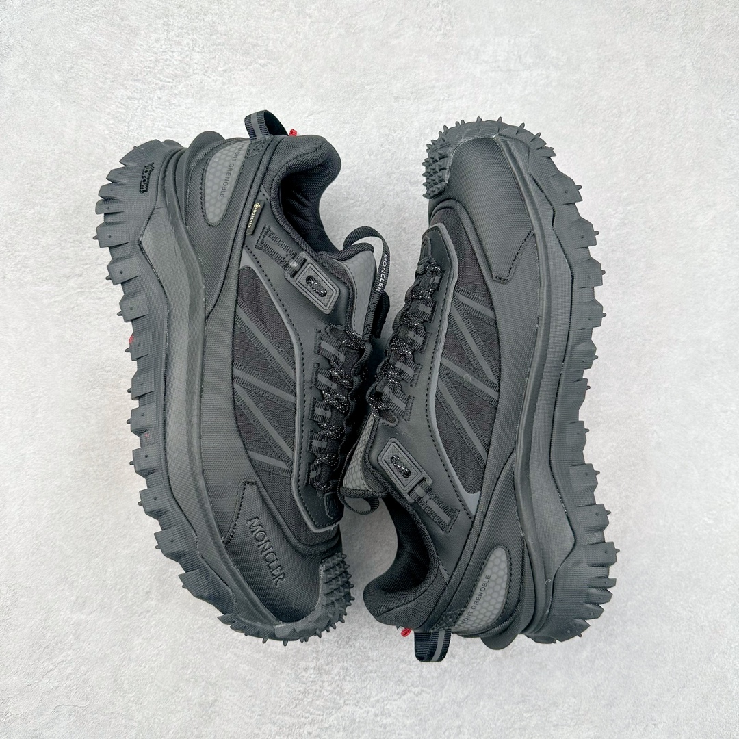 图片[3]-＃莞产 Moncler Trailgrip Gore-Tex 蒙口越野旅行系列低帮厚底轻量户外登山运动鞋 盟可睐MONCLER TRAILGRIP 鞋履新季系列 前卫设计碰撞实用科技 轻盈面料无惧炎热夏季 Trailgrip运动鞋作为盟可睐Moncler的秋冬新作横空出世 融蕴品牌山地基因 运用科技前沿技术 征服野外复杂地形 醒目的胎纹设计搭配弧形橡胶鞋头 确保经久耐穿 为山野探险与都市畅游提供高效防护 Trailgrip 2023春夏系列将在既有的实用性基础之上 推出全新配色 并采用更轻材质 尺码：35 36 37 38 39 40 41 42 43 44 45 46-选品中心