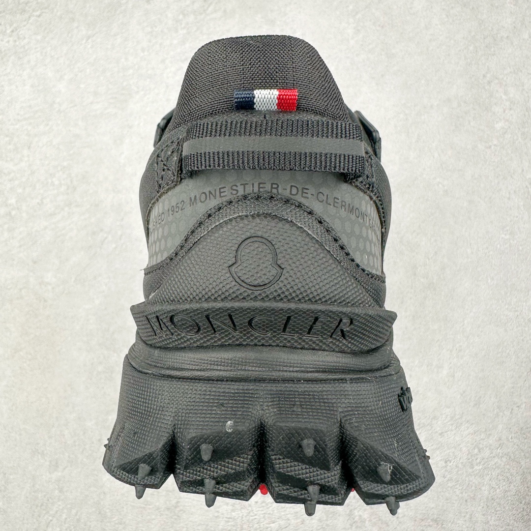 图片[8]-＃莞产 Moncler Trailgrip Gore-Tex 蒙口越野旅行系列低帮厚底轻量户外登山运动鞋 盟可睐MONCLER TRAILGRIP 鞋履新季系列 前卫设计碰撞实用科技 轻盈面料无惧炎热夏季 Trailgrip运动鞋作为盟可睐Moncler的秋冬新作横空出世 融蕴品牌山地基因 运用科技前沿技术 征服野外复杂地形 醒目的胎纹设计搭配弧形橡胶鞋头 确保经久耐穿 为山野探险与都市畅游提供高效防护 Trailgrip 2023春夏系列将在既有的实用性基础之上 推出全新配色 并采用更轻材质 尺码：35 36 37 38 39 40 41 42 43 44 45 46-选品中心