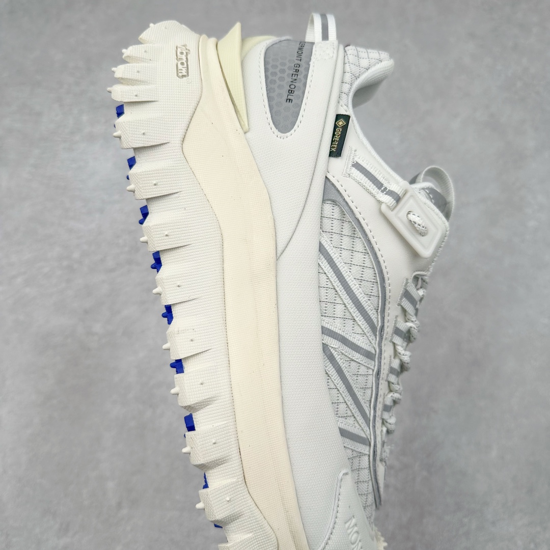 图片[6]-＃莞产 Moncler Trailgrip Gore-Tex 蒙口越野旅行系列低帮厚底轻量户外登山运动鞋 盟可睐MONCLER TRAILGRIP 鞋履新季系列 前卫设计碰撞实用科技 轻盈面料无惧炎热夏季 Trailgrip运动鞋作为盟可睐Moncler的秋冬新作横空出世 融蕴品牌山地基因 运用科技前沿技术 征服野外复杂地形 醒目的胎纹设计搭配弧形橡胶鞋头 确保经久耐穿 为山野探险与都市畅游提供高效防护 Trailgrip 2023春夏系列将在既有的实用性基础之上 推出全新配色 并采用更轻材质 尺码：35 36 37 38 39 40 41 42 43 44 45 46-选品中心