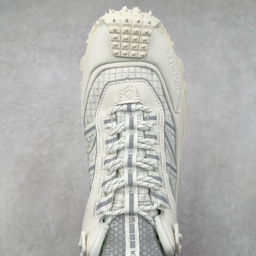 图片[4]-＃莞产 Moncler Trailgrip Gore-Tex 蒙口越野旅行系列低帮厚底轻量户外登山运动鞋 盟可睐MONCLER TRAILGRIP 鞋履新季系列 前卫设计碰撞实用科技 轻盈面料无惧炎热夏季 Trailgrip运动鞋作为盟可睐Moncler的秋冬新作横空出世 融蕴品牌山地基因 运用科技前沿技术 征服野外复杂地形 醒目的胎纹设计搭配弧形橡胶鞋头 确保经久耐穿 为山野探险与都市畅游提供高效防护 Trailgrip 2023春夏系列将在既有的实用性基础之上 推出全新配色 并采用更轻材质 尺码：35 36 37 38 39 40 41 42 43 44 45 46-选品中心