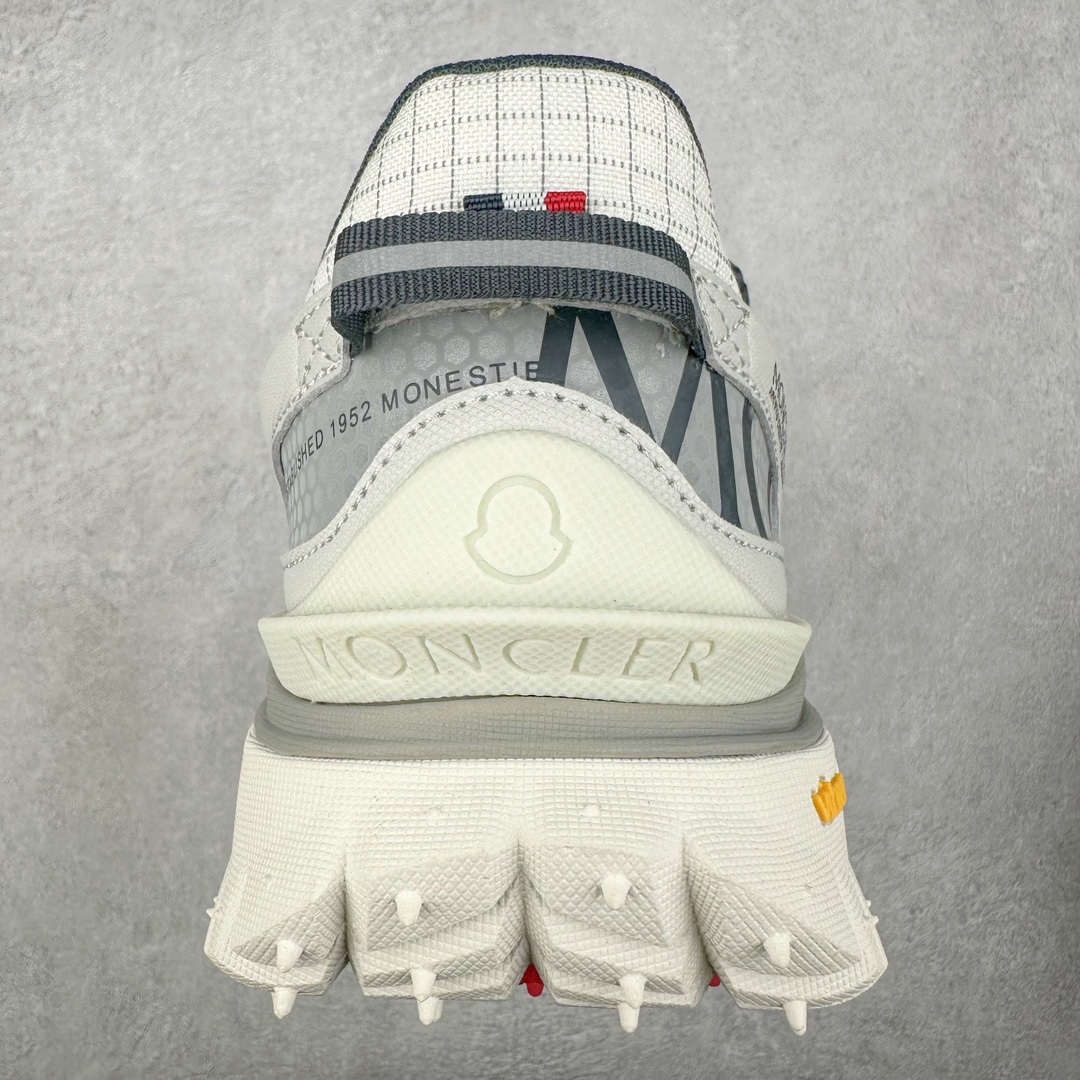 图片[8]-＃莞产 Moncler Trailgrip Gore-Tex 蒙口越野旅行系列低帮厚底轻量户外登山运动鞋 盟可睐MONCLER TRAILGRIP 鞋履新季系列 前卫设计碰撞实用科技 轻盈面料无惧炎热夏季 Trailgrip运动鞋作为盟可睐Moncler的秋冬新作横空出世 融蕴品牌山地基因 运用科技前沿技术 征服野外复杂地形 醒目的胎纹设计搭配弧形橡胶鞋头 确保经久耐穿 为山野探险与都市畅游提供高效防护 Trailgrip 2023春夏系列将在既有的实用性基础之上 推出全新配色 并采用更轻材质 尺码：35 36 37 38 39 40 41 42 43 44 45 46-选品中心