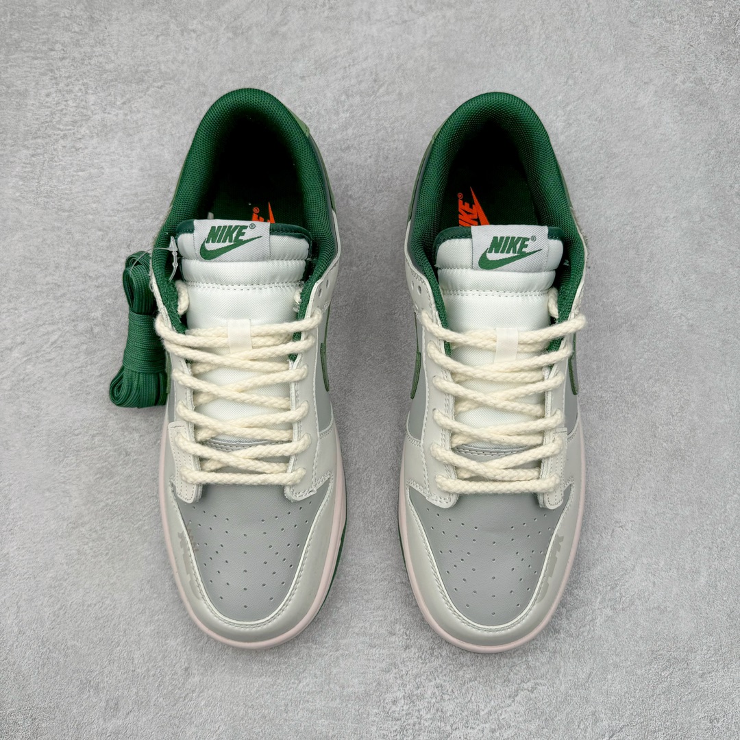 图片[2]-NK Dunk Low 定制配色 DD1391-101 大厂出品 极力推荐 原装头层材料 独家版型蒸餾加工帶來的是更好的视觉和脚感体验大厂纯原品质出货 清洁度 电绣工艺 皮料切割干净无任何毛边 细节完美 尺码：36 36.5 37.5 38 38.5 39 40 40.5 41 42 42.5 43 44 44.5 45 46 47.5-选品中心