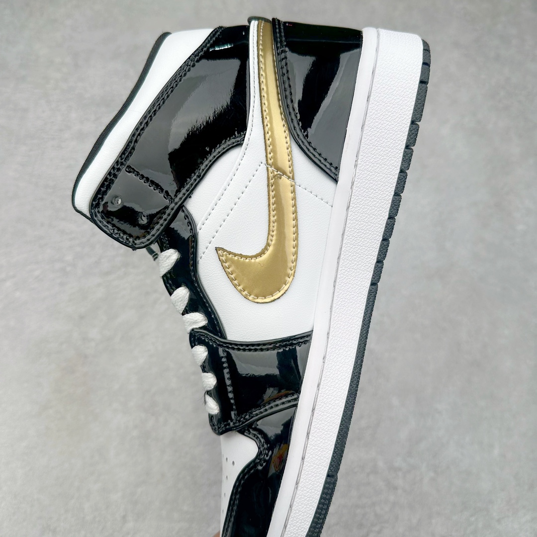 图片[7]-＃特价福利 Air Jordan AJ1 Mid 中帮系列 原装楦头纸板开发 完美鞋型 超高清洁度 鞋型不臃肿别扭 原厂内置全掌气垫 A模大底 鞋舌AJ原厂专用牛津布 AJ专用反口珍珠布 原厂无杂质高弹内里海棉 特殊封边弹力鞋带 原鞋开模 拒绝公底 购置公司同步原材料 都有细节原汁原味 忠于原版 尺码：36 36.5 37.5 38 38.5 39 40 40.5 41 42 42.5 43 44 44.5 45 46-选品中心