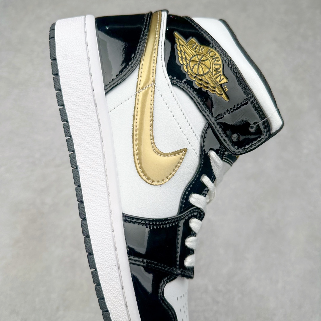 图片[6]-＃特价福利 Air Jordan AJ1 Mid 中帮系列 原装楦头纸板开发 完美鞋型 超高清洁度 鞋型不臃肿别扭 原厂内置全掌气垫 A模大底 鞋舌AJ原厂专用牛津布 AJ专用反口珍珠布 原厂无杂质高弹内里海棉 特殊封边弹力鞋带 原鞋开模 拒绝公底 购置公司同步原材料 都有细节原汁原味 忠于原版 尺码：36 36.5 37.5 38 38.5 39 40 40.5 41 42 42.5 43 44 44.5 45 46-选品中心