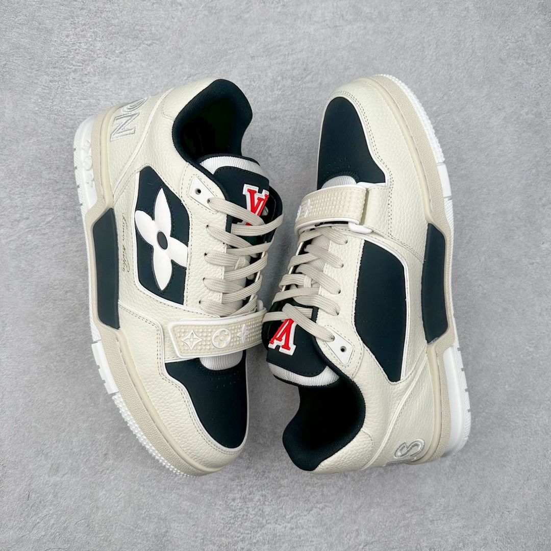 图片[3]-Louis Vuitton Trainer lv时装走秀运动鞋 高尔夫系列 全网最全配色更新最快 最成熟的做工稳定的品控 完美鞋型超高的清洁度 零毛边线头瑕疵 全套原楦原纸版原鞋开模 全网最具灵魂的版型 正确原装黄色鞋盒 正确中底印花 鞋面印花3D高频深度立体 全鞋电脑针车 紧密相连 针距密度一致 环保乳胶注塑鞋垫 厚度脚感还原原版 皮面裁剪部位 统一油边封口工艺 原装橡胶大底含胶量大底组合零偏差 专柜全套包装 防尘袋 说明书 质保卡 男女鞋 尺码：35 36 37 38 39 40 41 42 43 44 45-选品中心