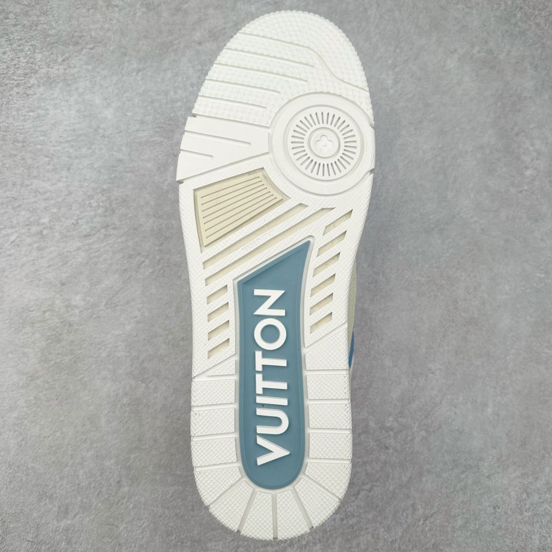 图片[9]-Louis Vuitton Trainer lv时装走秀运动鞋 高尔夫系列 全网最全配色更新最快 最成熟的做工稳定的品控 完美鞋型超高的清洁度 零毛边线头瑕疵 全套原楦原纸版原鞋开模 全网最具灵魂的版型 正确原装黄色鞋盒 正确中底印花 鞋面印花3D高频深度立体 全鞋电脑针车 紧密相连 针距密度一致 环保乳胶注塑鞋垫 厚度脚感还原原版 皮面裁剪部位 统一油边封口工艺 原装橡胶大底含胶量大底组合零偏差 专柜全套包装 防尘袋 说明书 质保卡 男女鞋 尺码：35 36 37 38 39 40 41 42 43 44 45-选品中心