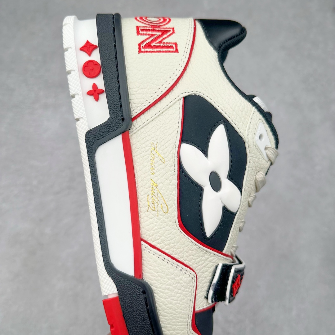 图片[6]-Louis Vuitton Trainer lv时装走秀运动鞋 高尔夫系列 全网最全配色更新最快 最成熟的做工稳定的品控 完美鞋型超高的清洁度 零毛边线头瑕疵 全套原楦原纸版原鞋开模 全网最具灵魂的版型 正确原装黄色鞋盒 正确中底印花 鞋面印花3D高频深度立体 全鞋电脑针车 紧密相连 针距密度一致 环保乳胶注塑鞋垫 厚度脚感还原原版 皮面裁剪部位 统一油边封口工艺 原装橡胶大底含胶量大底组合零偏差 专柜全套包装 防尘袋 说明书 质保卡 男女鞋 尺码：35 36 37 38 39 40 41 42 43 44 45-选品中心