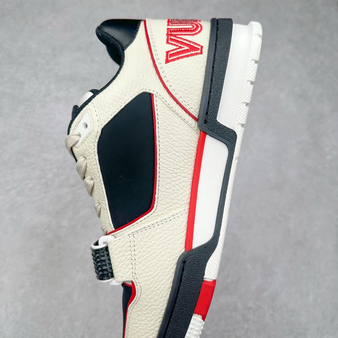 图片[7]-Louis Vuitton Trainer lv时装走秀运动鞋 高尔夫系列 全网最全配色更新最快 最成熟的做工稳定的品控 完美鞋型超高的清洁度 零毛边线头瑕疵 全套原楦原纸版原鞋开模 全网最具灵魂的版型 正确原装黄色鞋盒 正确中底印花 鞋面印花3D高频深度立体 全鞋电脑针车 紧密相连 针距密度一致 环保乳胶注塑鞋垫 厚度脚感还原原版 皮面裁剪部位 统一油边封口工艺 原装橡胶大底含胶量大底组合零偏差 专柜全套包装 防尘袋 说明书 质保卡 男女鞋 尺码：35 36 37 38 39 40 41 42 43 44 45-选品中心