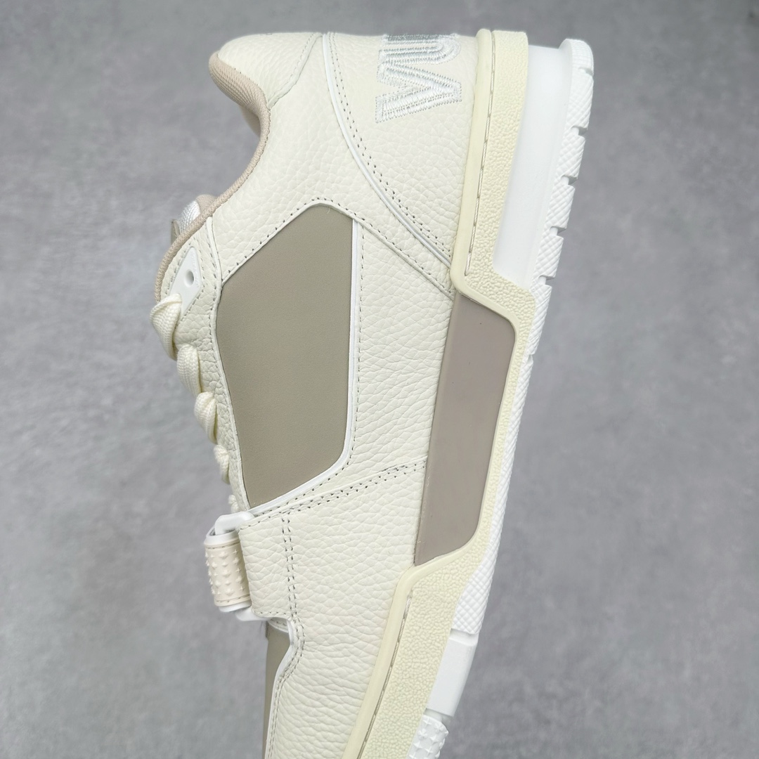 图片[7]-Louis Vuitton Trainer lv时装走秀运动鞋 高尔夫系列 全网最全配色更新最快 最成熟的做工稳定的品控 完美鞋型超高的清洁度 零毛边线头瑕疵 全套原楦原纸版原鞋开模 全网最具灵魂的版型 正确原装黄色鞋盒 正确中底印花 鞋面印花3D高频深度立体 全鞋电脑针车 紧密相连 针距密度一致 环保乳胶注塑鞋垫 厚度脚感还原原版 皮面裁剪部位 统一油边封口工艺 原装橡胶大底含胶量大底组合零偏差 专柜全套包装 防尘袋 说明书 质保卡 男女鞋 尺码：35 36 37 38 39 40 41 42 43 44 45-选品中心