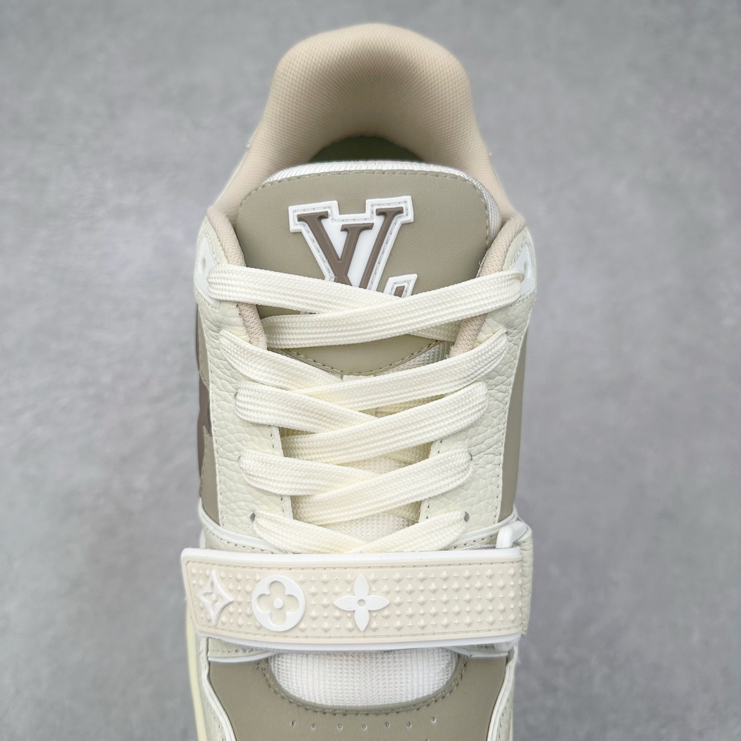 图片[5]-Louis Vuitton Trainer lv时装走秀运动鞋 高尔夫系列 全网最全配色更新最快 最成熟的做工稳定的品控 完美鞋型超高的清洁度 零毛边线头瑕疵 全套原楦原纸版原鞋开模 全网最具灵魂的版型 正确原装黄色鞋盒 正确中底印花 鞋面印花3D高频深度立体 全鞋电脑针车 紧密相连 针距密度一致 环保乳胶注塑鞋垫 厚度脚感还原原版 皮面裁剪部位 统一油边封口工艺 原装橡胶大底含胶量大底组合零偏差 专柜全套包装 防尘袋 说明书 质保卡 男女鞋 尺码：35 36 37 38 39 40 41 42 43 44 45-选品中心
