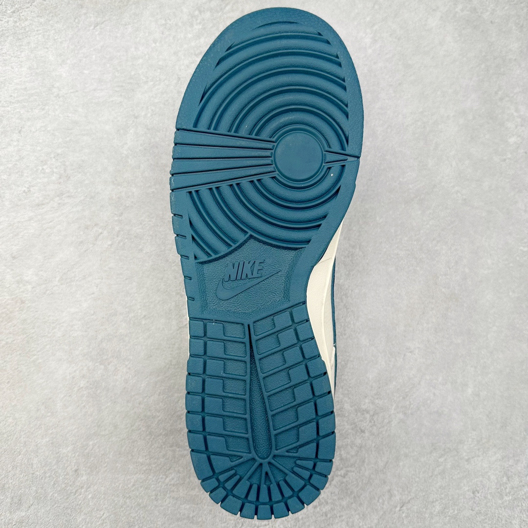 图片[9]-NK Dunk Low 定制配色 JJ5688-102 大厂出品 极力推荐 原装头层材料 独家版型蒸餾加工帶來的是更好的视觉和脚感体验大厂纯原品质出货 清洁度 电绣工艺 皮料切割干净无任何毛边 细节完美 尺码：36 36.5 37.5 38 38.5 39 40 40.5 41 42 42.5 43 44 44.5 45 46 47.5-选品中心