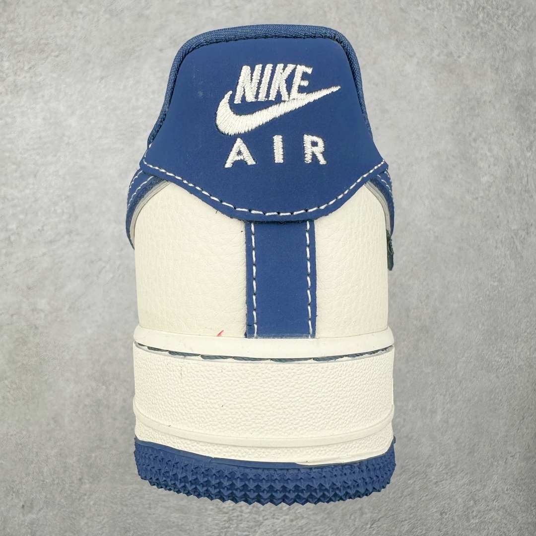 图片[8]-NK Air Force 1´07 Low 空军一号低帮百搭休闲运动板鞋 KK1988-017 柔软、弹性十足的缓震性能和出色的中底设计 横跨复古与现代的外型结合 造就出风靡全球 三十多年的Force 1 直到今天还深受青睐 尺码：36 36.5 37.5 38 38.5 39 40 40.5 41 42 42.5 43 44 44.5 45-选品中心