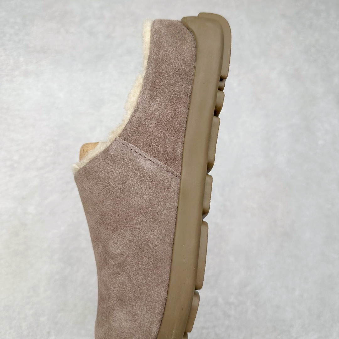 图片[7]-＃SP原厂 UGG 1681 小土豆半拖秋冬羊皮毛一体雪地靴 全鞋采用ZP同厂 隆丰A级澳洲进口羊皮毛一体 品牌代工厂生产线 完全遵循ZP工艺流程 代工厂原厂版师 秉承无原鞋不开发选择 注重每一处细节 市面最正版型 TREADLITE\\\”轻翼\\\”科技外底 轻便/耐用/柔韧/桩型【售后郑重承诺】一个月内若出现重大脱胶/断底等质量问题 直接为您换新！尺码：35 36 37 38 39 40-选品中心