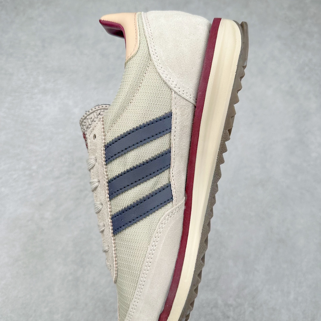 图片[7]-＃纯原 AD Wmns SL72 OG 系列德训足球风百搭低帮休闲运动板鞋 JI2485 采用高弹EVA+MODEL+RB三层组合底 区别市面RB一体大底 三层组合鞋底重量与原鞋一致 Originals 将有「T 头鞋」造型的诞生于 1972 年的 SL72 鞋款复刻带回 各位买鞋又有新选择了 1972 年 SL72 问世后 引领了后来阿迪达斯的跑鞋发展方向 其中「SL」代表了 Super Light 彰显了产品轻便的特性 1972 年 SL72 问世后 引领了后来阿迪达斯的跑鞋发展方向 其中「SL」代表了 Super Light 彰显了产品轻便的特性 这次 Originals 延续其轻质经典的基因 带来男女两款 SL72 男生款带来 SL72 RS 鞋型 RS 意为 Reshaped（重塑）鞋款在保留了经典的外观基础上 在尼龙材质里增加了填充物 使鞋型更加挺立和饱满 鞋头则更加圆润 鞋底的 EVA 材质则增加了鞋款的高度 女生款则带来 SL72 OG W 鞋型 OG 顾名思义则是致敬经典款式 相较于 RS（Reshaped）鞋款 鞋身更加纤细 其整体鞋身轮廓、线条、细节、材质上尊崇 70 年代 SL72 的设计 还原经典味道 尺码：36 36⅔ 37⅓ 38 38⅔ 39⅓ 40 40⅔ 41⅓ 42 42⅔ 43⅓ 44 44⅔ 45-选品中心